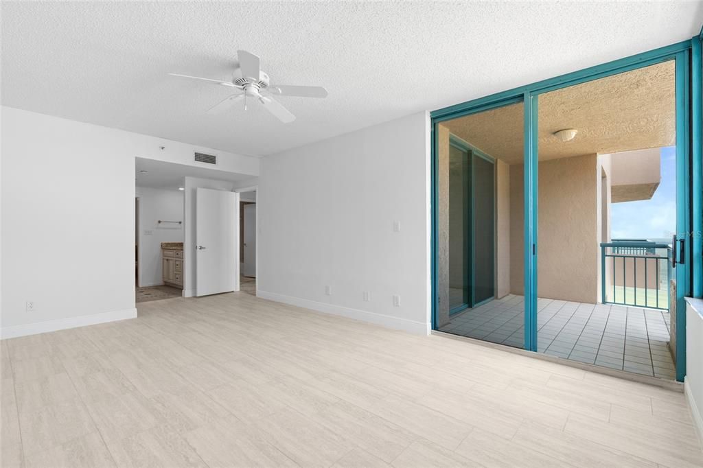 For Sale: $1,524,900 (3 beds, 2 baths, 1942 Square Feet)