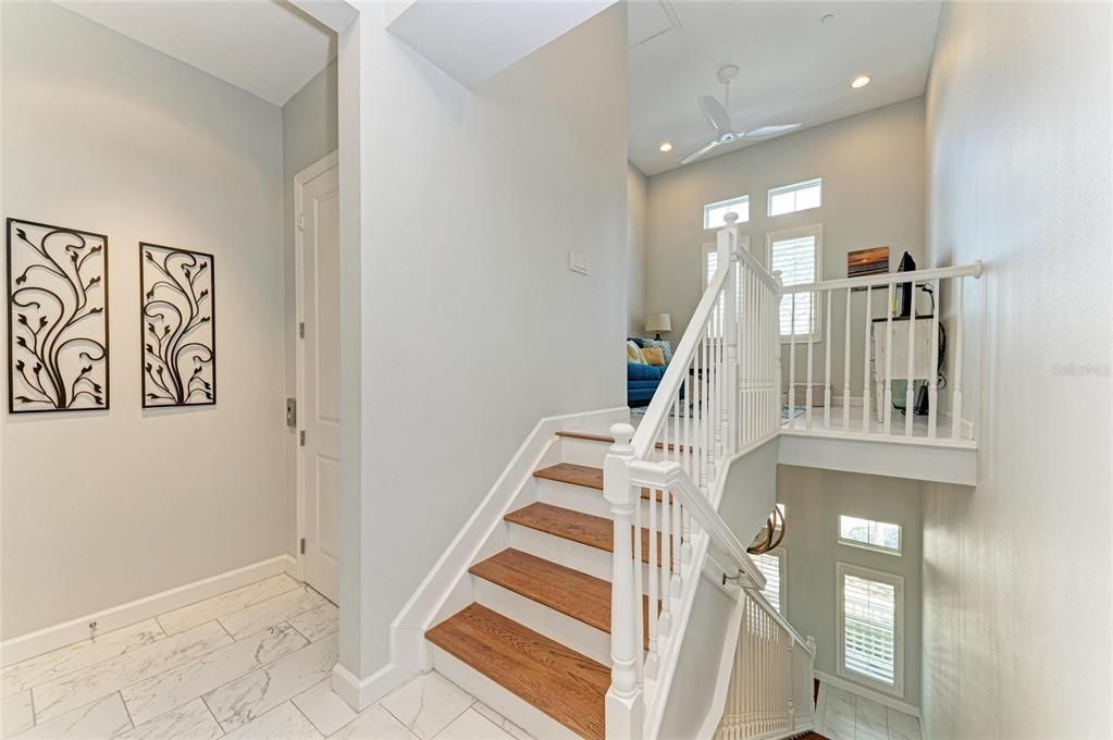 Activo con contrato: $995,300 (3 camas, 2 baños, 2072 Pies cuadrados)