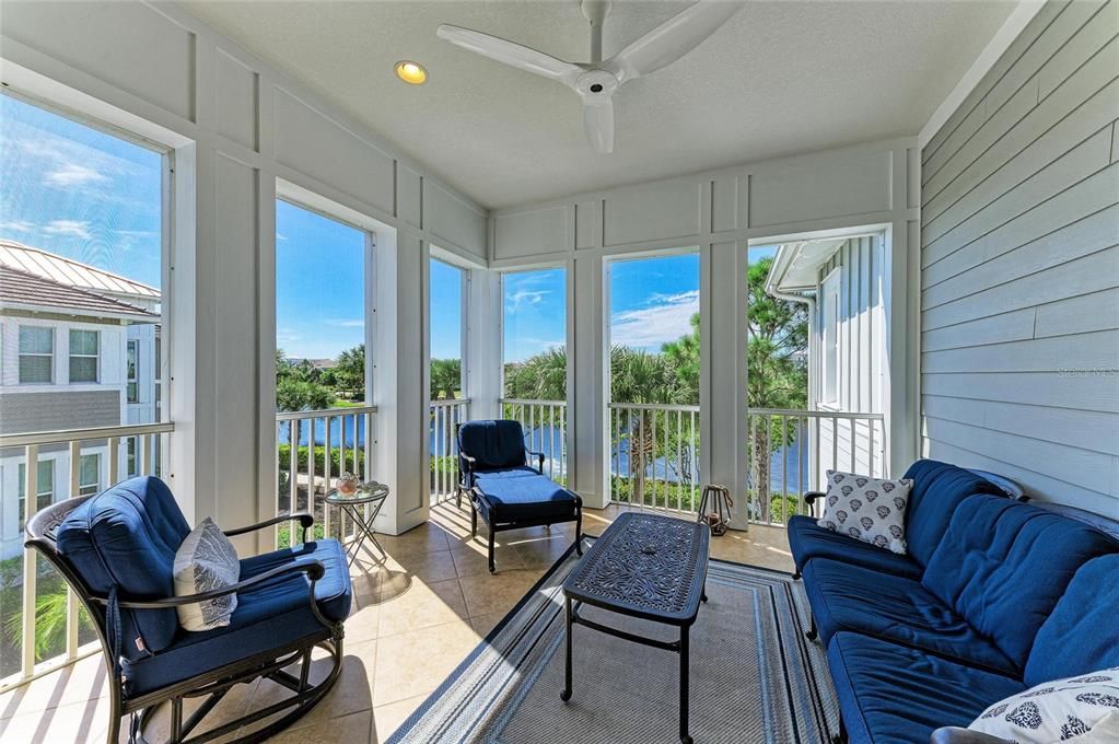 Activo con contrato: $995,300 (3 camas, 2 baños, 2072 Pies cuadrados)