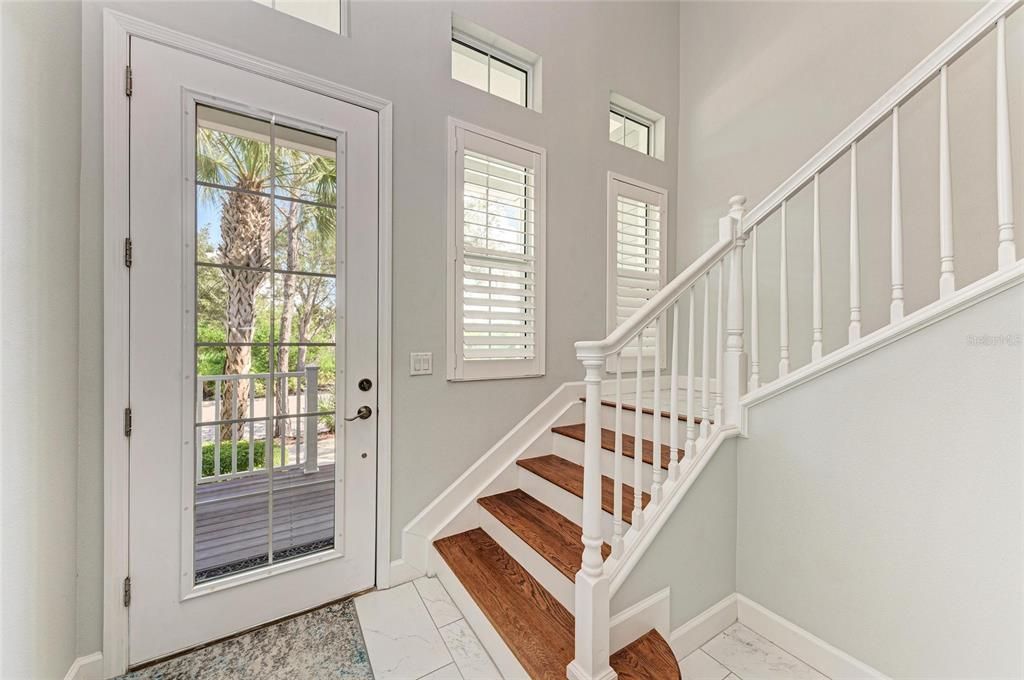 Activo con contrato: $995,300 (3 camas, 2 baños, 2072 Pies cuadrados)