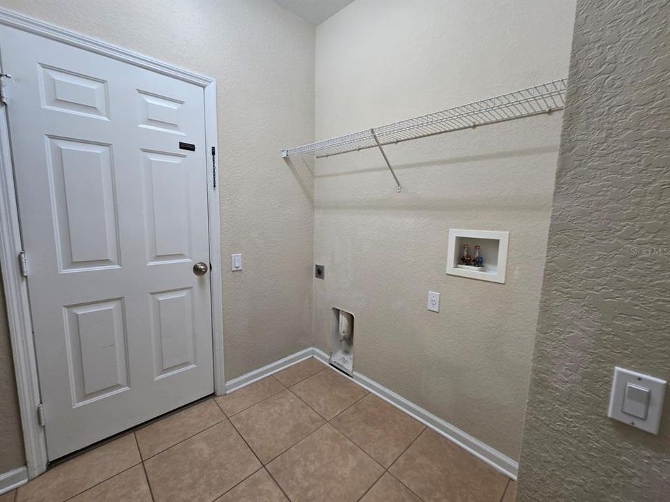 For Rent: $2,700 (4 beds, 2 baths, 2249 Square Feet)