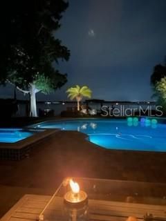 En Venta: $1,345,000 (3 camas, 3 baños, 1900 Pies cuadrados)