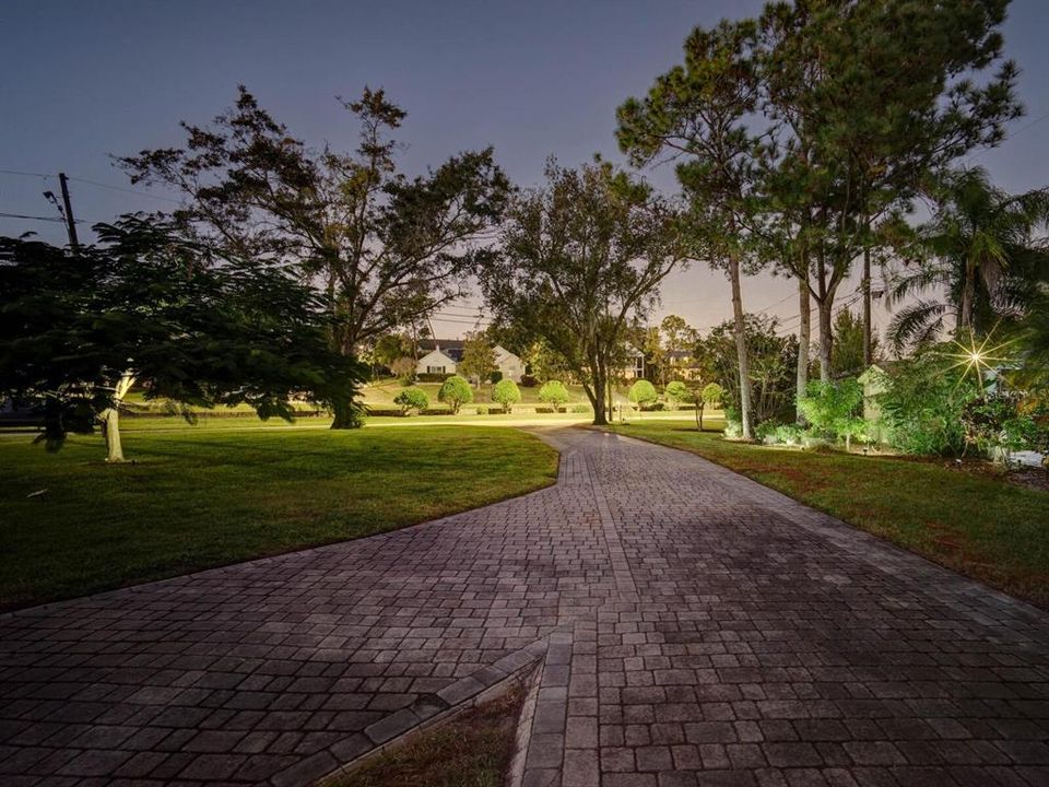 En Venta: $1,345,000 (3 camas, 3 baños, 1900 Pies cuadrados)