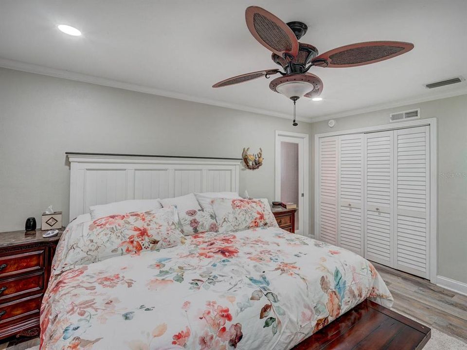 En Venta: $1,345,000 (3 camas, 3 baños, 1900 Pies cuadrados)