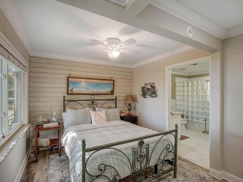 En Venta: $1,345,000 (3 camas, 3 baños, 1900 Pies cuadrados)