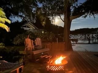 En Venta: $1,345,000 (3 camas, 3 baños, 1900 Pies cuadrados)