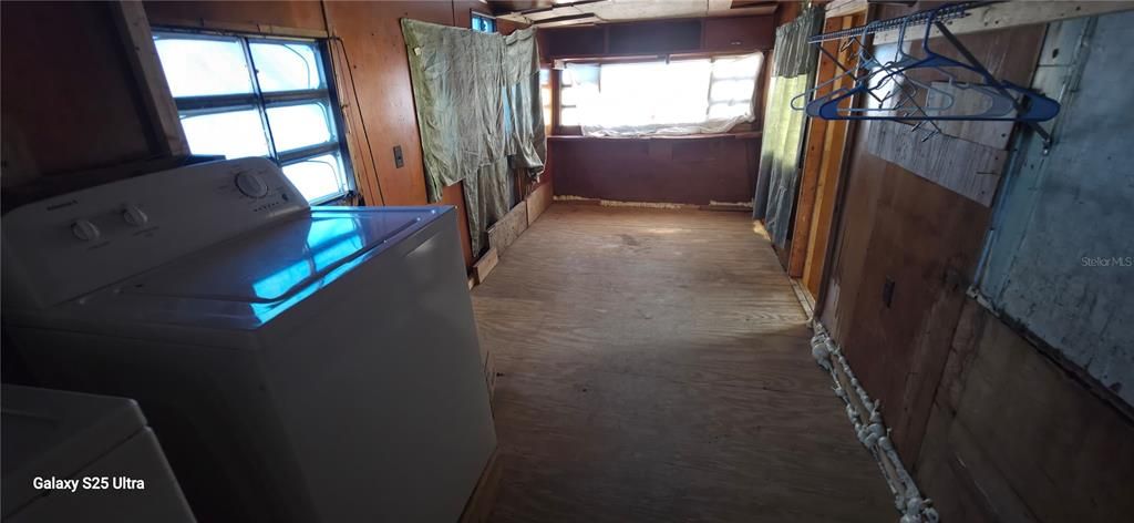 待售: $50,000 (2 贝兹, 1 浴室, 644 平方英尺)