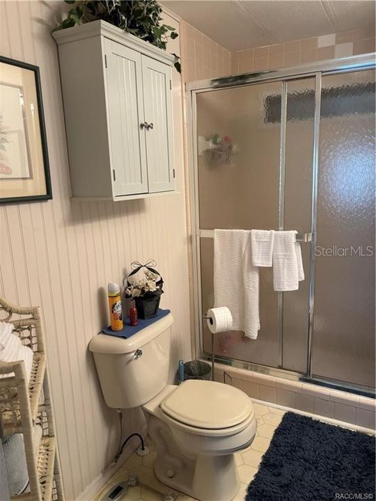 合同活跃: $129,900 (3 贝兹, 2 浴室, 1440 平方英尺)