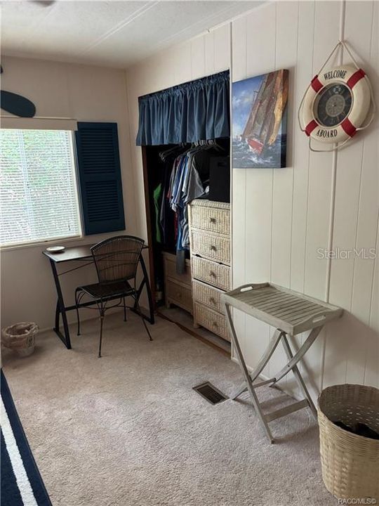 合同活跃: $129,900 (3 贝兹, 2 浴室, 1440 平方英尺)