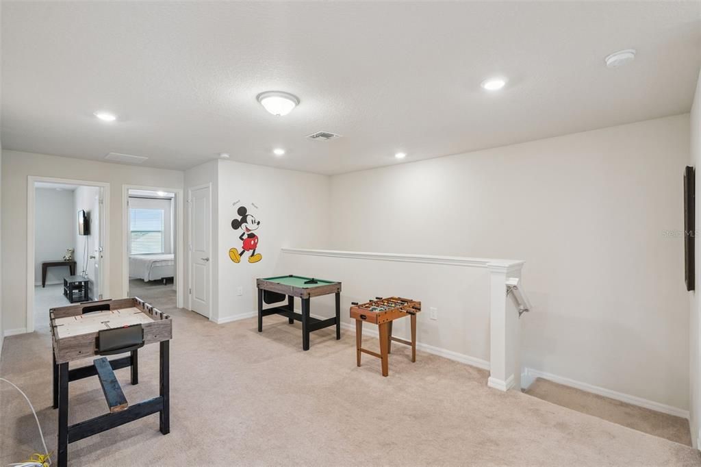 For Sale: $449,900 (5 beds, 4 baths, 2355 Square Feet)