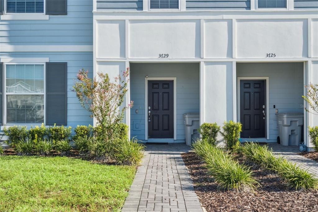 For Sale: $449,900 (5 beds, 4 baths, 2355 Square Feet)