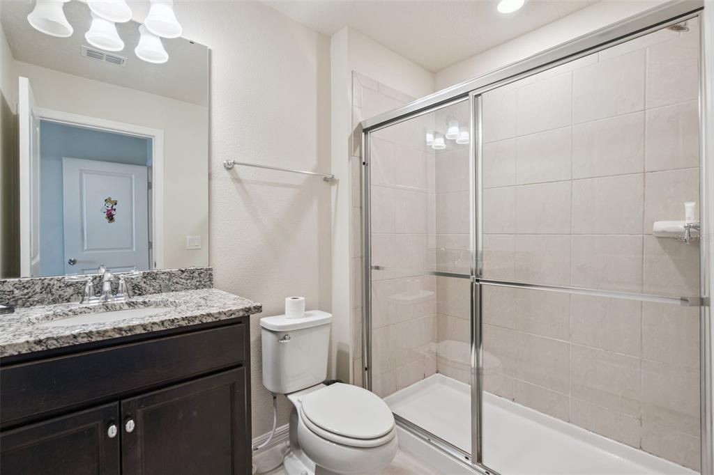 For Sale: $449,900 (5 beds, 4 baths, 2355 Square Feet)