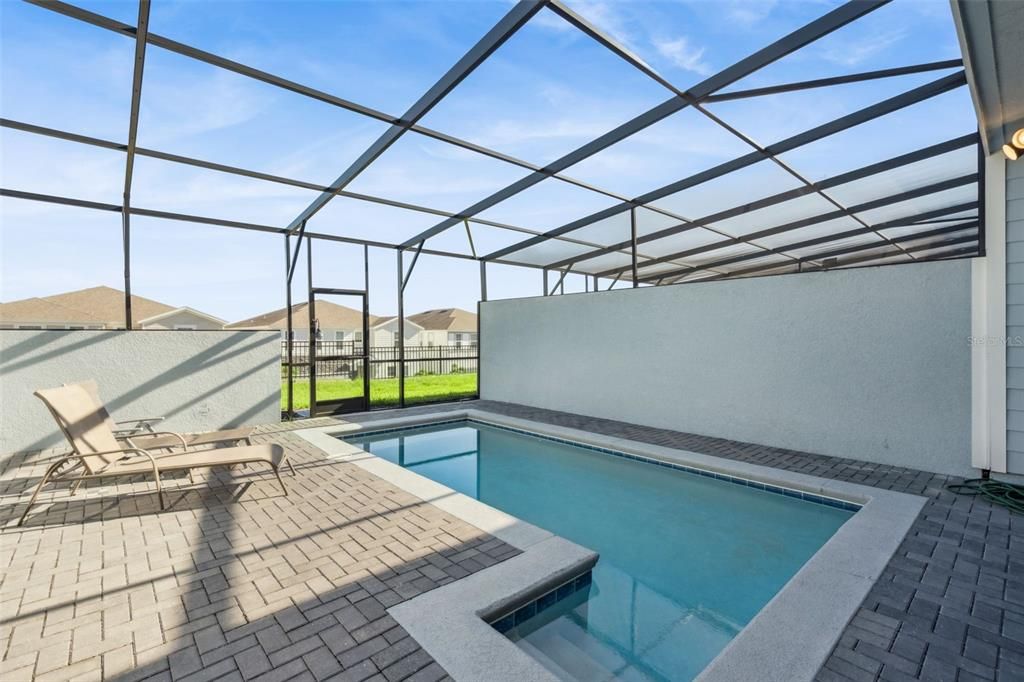 For Sale: $449,900 (5 beds, 4 baths, 2355 Square Feet)