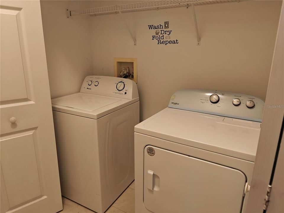 For Rent: $1,999 (3 beds, 2 baths, 1450 Square Feet)