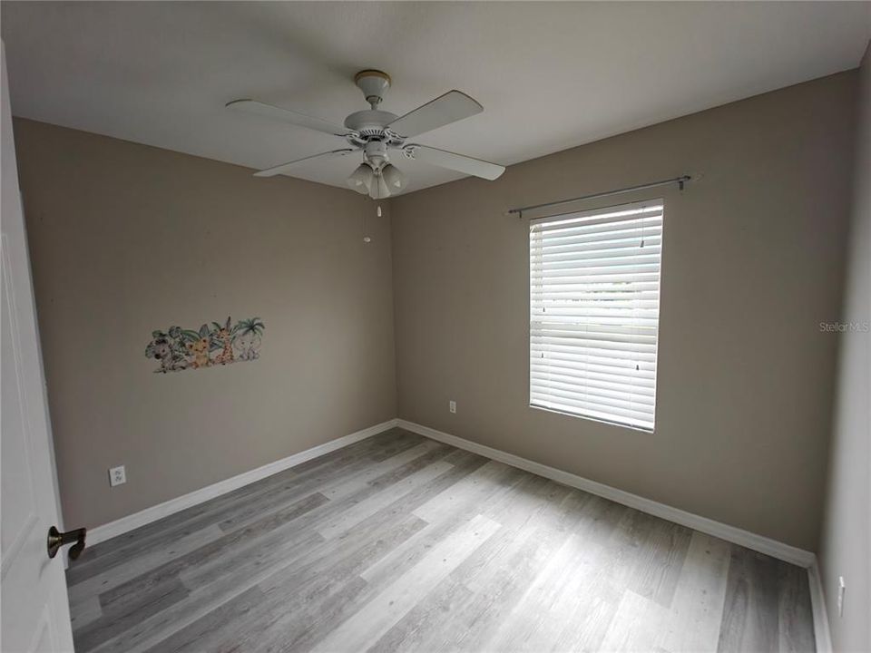 For Rent: $1,999 (3 beds, 2 baths, 1450 Square Feet)