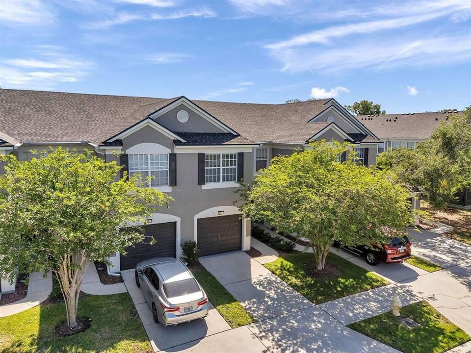 Под контрактом: $312,000 (3 спален, 2 ванн, 1622 Квадратных фут)