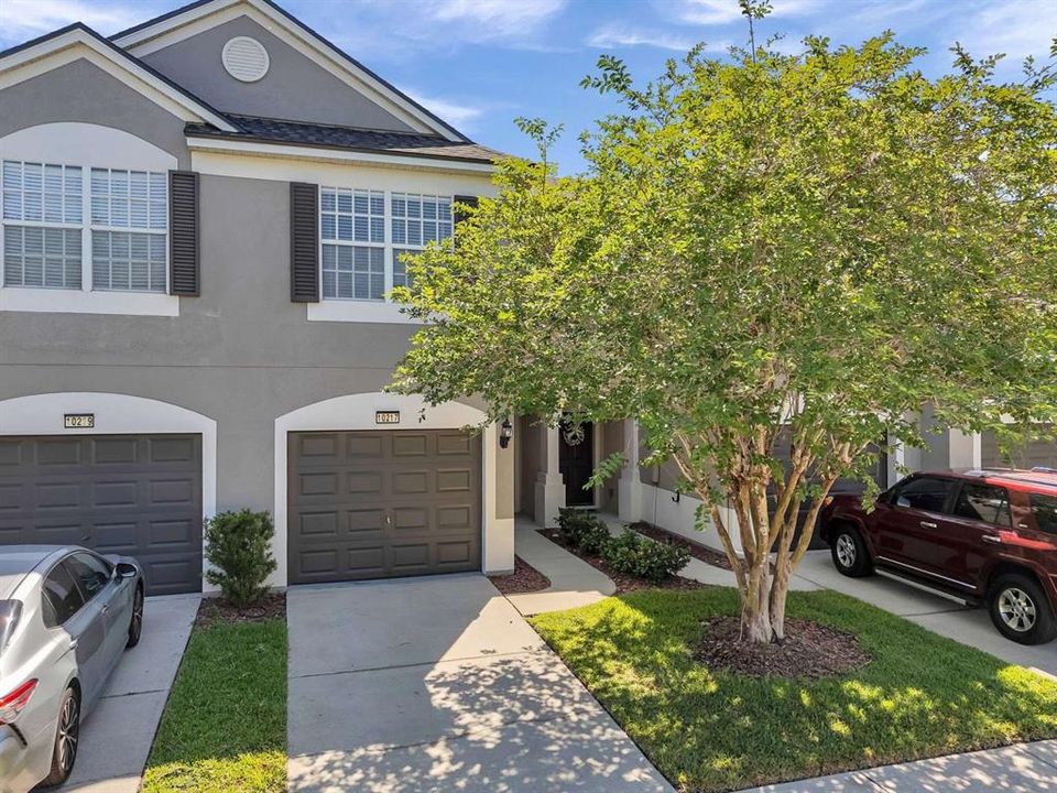 Под контрактом: $312,000 (3 спален, 2 ванн, 1622 Квадратных фут)