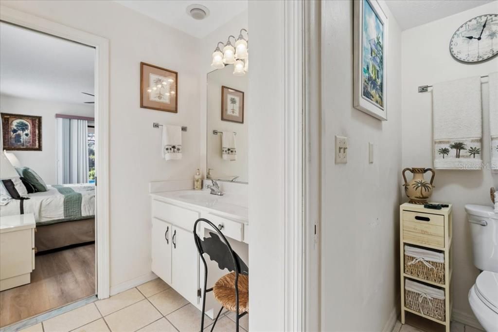 Active With Contract: $399,900 (3 beds, 2 baths, 1778 Square Feet)