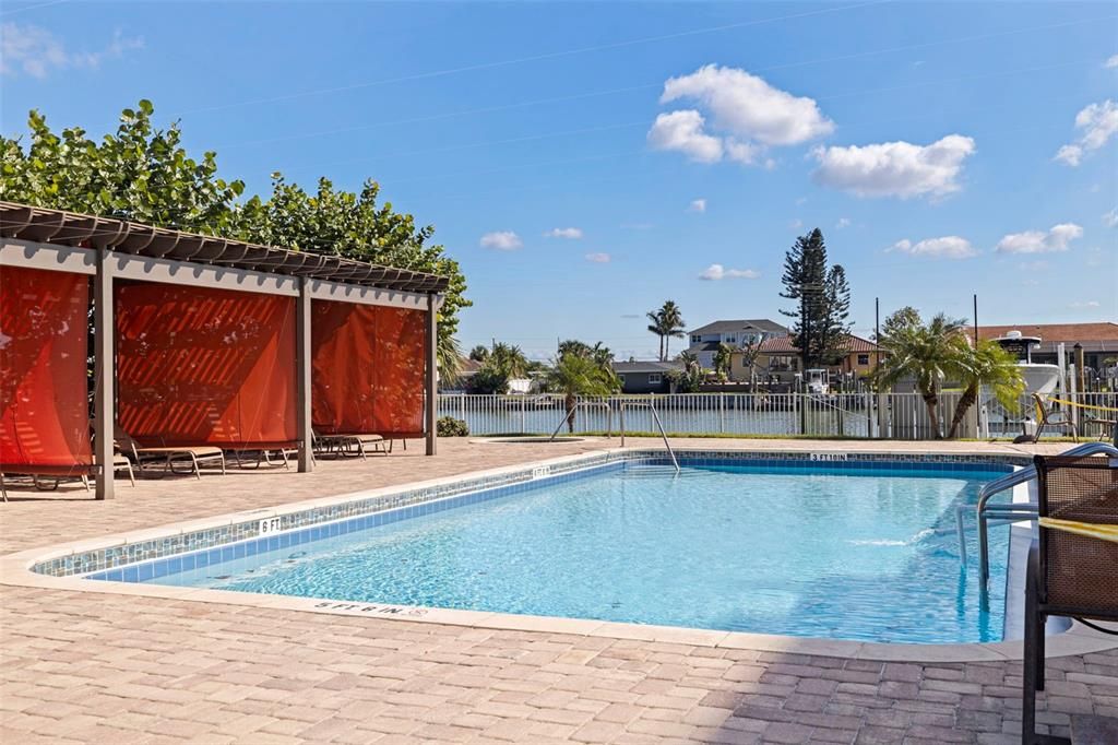 For Sale: $1,075,000 (3 beds, 3 baths, 1960 Square Feet)