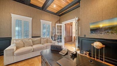 На продажу: $4,900,000 (6 спален, 5 ванн, 6655 Квадратных фут)