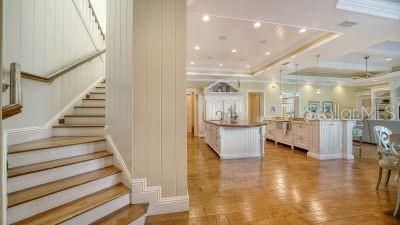 На продажу: $4,900,000 (6 спален, 5 ванн, 6655 Квадратных фут)