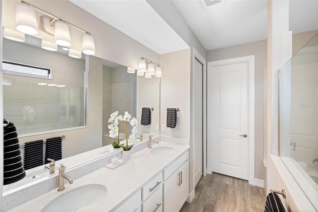 Activo con contrato: $499,900 (4 camas, 2 baños, 2910 Pies cuadrados)