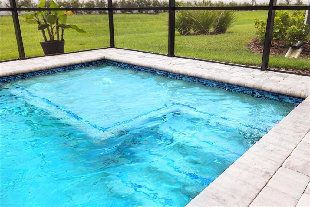 Activo con contrato: $499,900 (4 camas, 2 baños, 2910 Pies cuadrados)