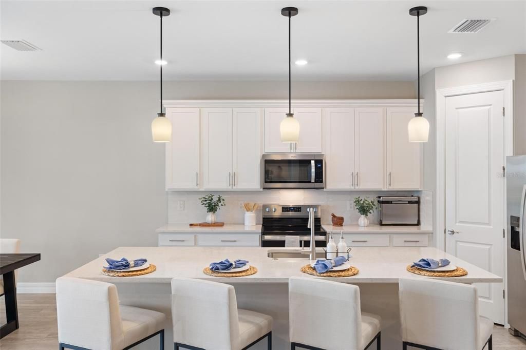 Activo con contrato: $499,900 (4 camas, 2 baños, 2910 Pies cuadrados)