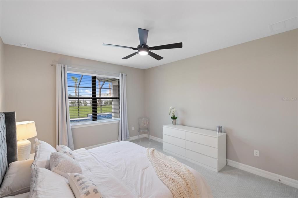 Activo con contrato: $499,900 (4 camas, 2 baños, 2910 Pies cuadrados)