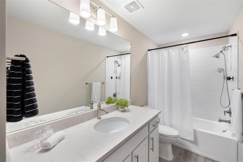 Activo con contrato: $499,900 (4 camas, 2 baños, 2910 Pies cuadrados)