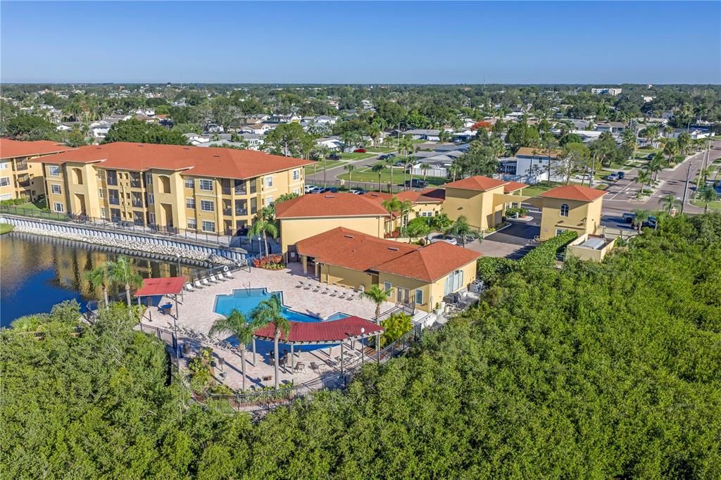 Под контрактом: $187,950 (1 спален, 1 ванн, 656 Квадратных фут)