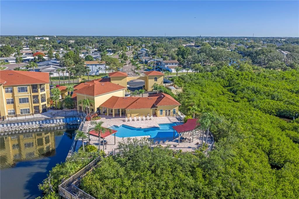 Под контрактом: $187,950 (1 спален, 1 ванн, 656 Квадратных фут)