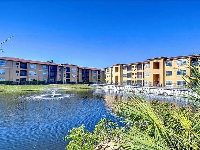 Под контрактом: $187,950 (1 спален, 1 ванн, 656 Квадратных фут)