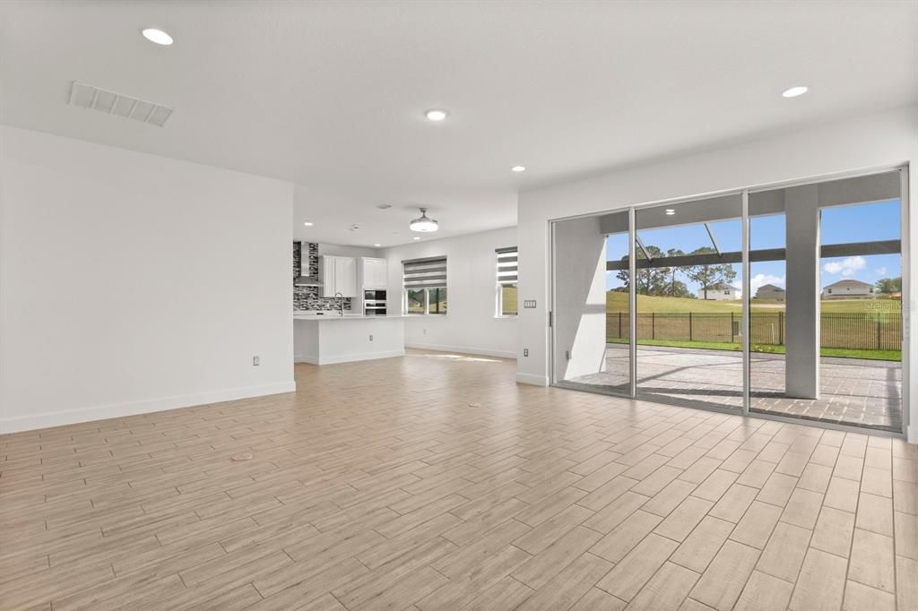 待售: $865,000 (5 贝兹, 3 浴室, 3277 平方英尺)