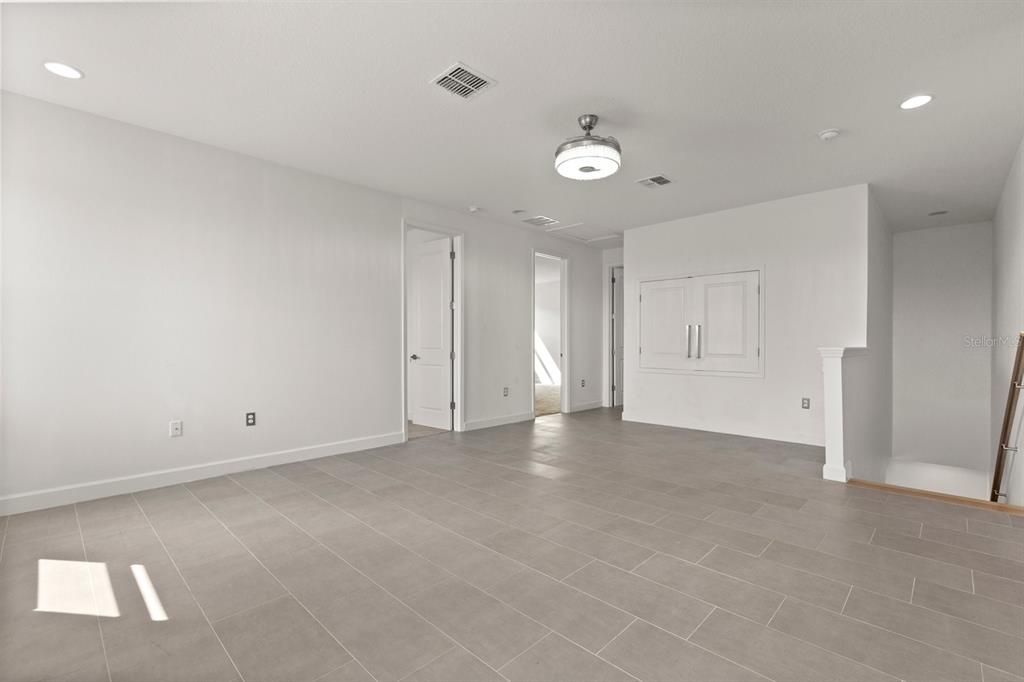 待售: $865,000 (5 贝兹, 3 浴室, 3277 平方英尺)