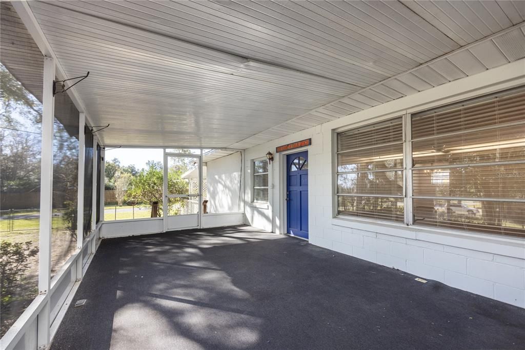 For Sale: $265,000 (3 beds, 2 baths, 1886 Square Feet)