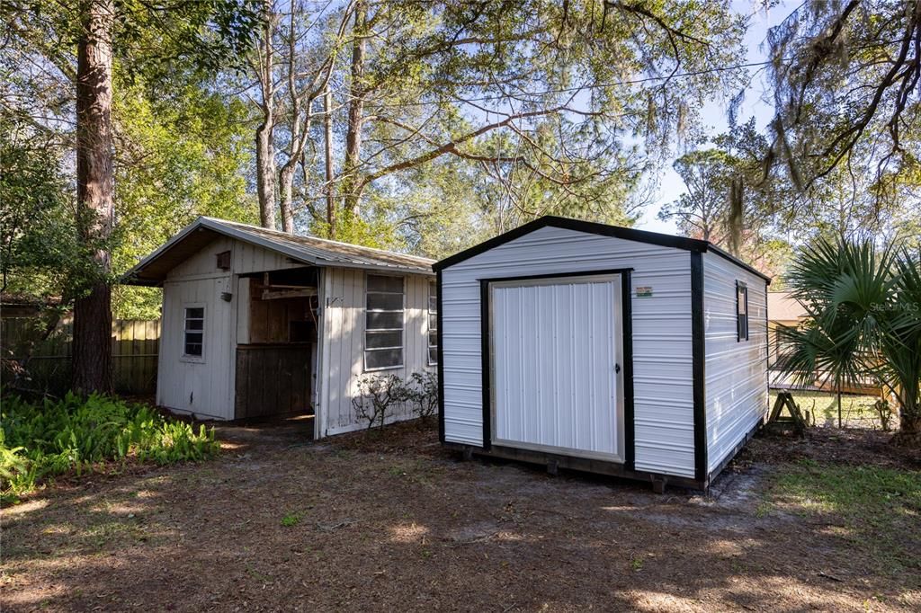 For Sale: $265,000 (3 beds, 2 baths, 1886 Square Feet)