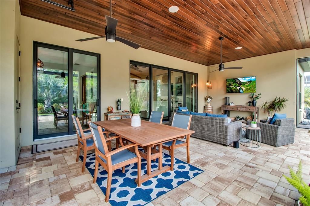 For Sale: $1,395,000 (3 beds, 2 baths, 3009 Square Feet)