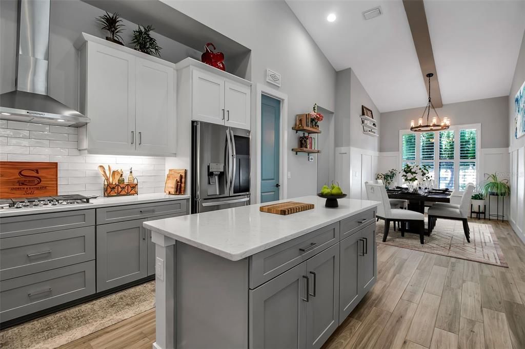 For Sale: $1,395,000 (3 beds, 2 baths, 3009 Square Feet)