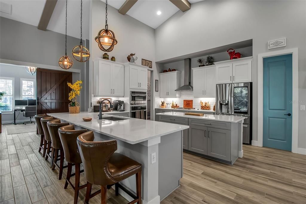 For Sale: $1,395,000 (3 beds, 2 baths, 3009 Square Feet)