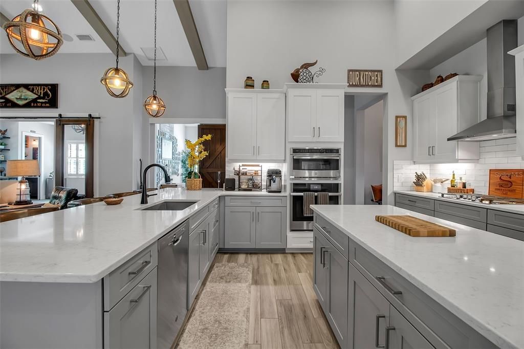 For Sale: $1,395,000 (3 beds, 2 baths, 3009 Square Feet)