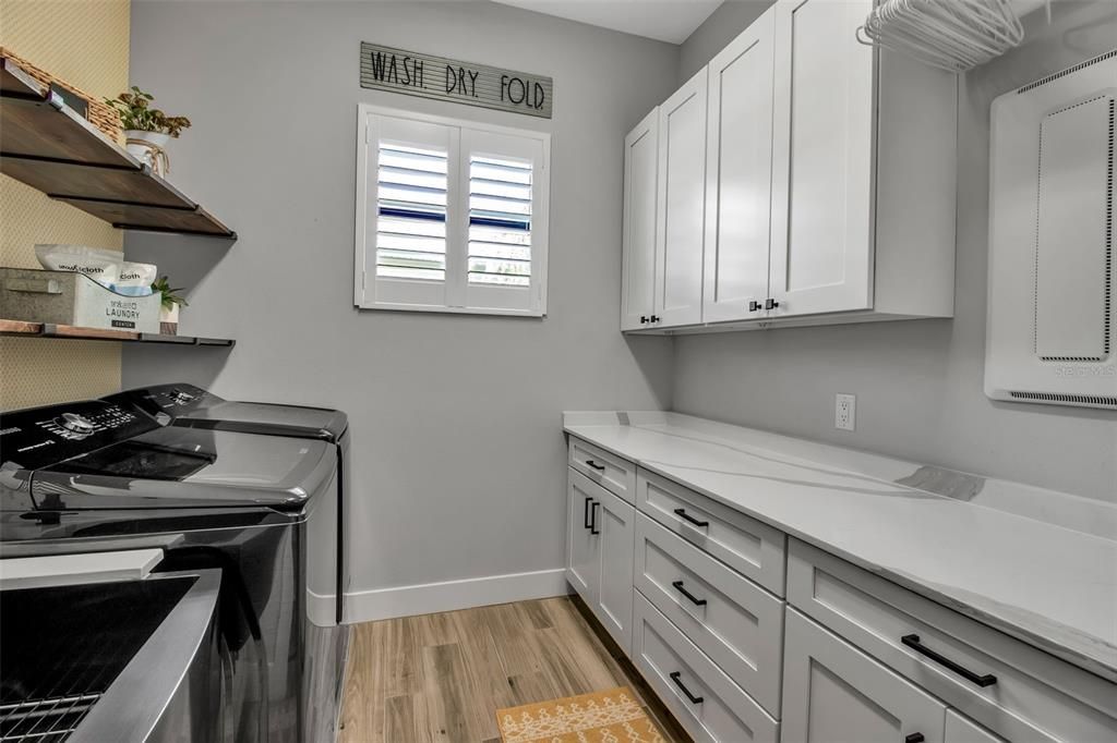 For Sale: $1,395,000 (3 beds, 2 baths, 3009 Square Feet)