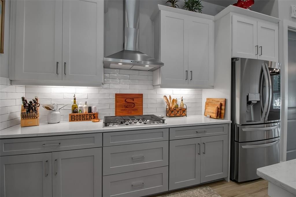 For Sale: $1,395,000 (3 beds, 2 baths, 3009 Square Feet)