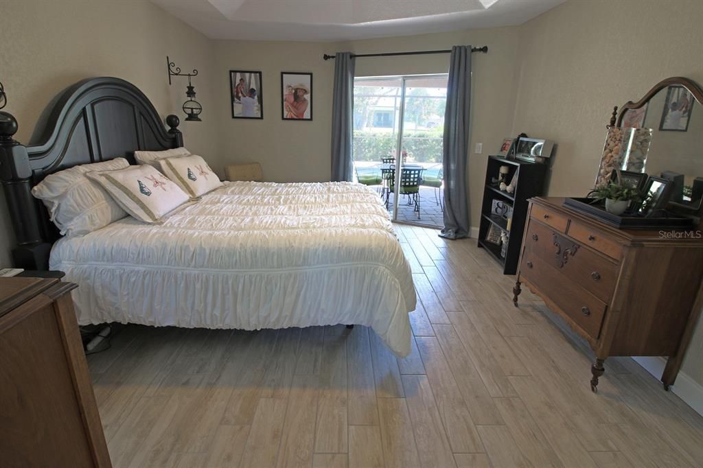 For Sale: $799,900 (3 beds, 2 baths, 2148 Square Feet)