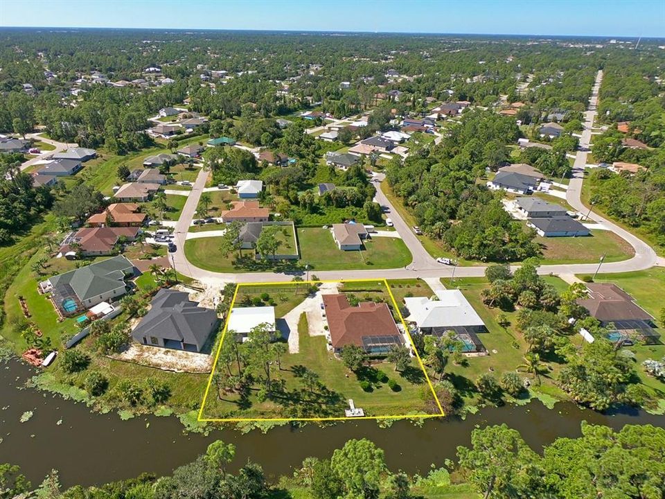 For Sale: $799,900 (3 beds, 2 baths, 2148 Square Feet)