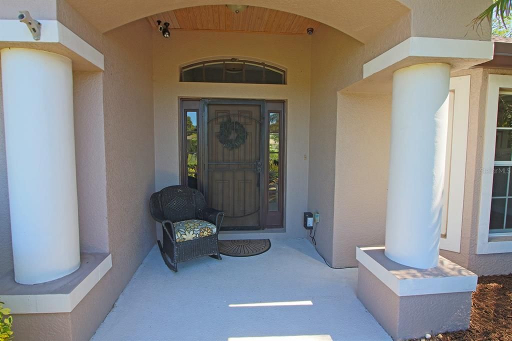 For Sale: $799,900 (3 beds, 2 baths, 2148 Square Feet)