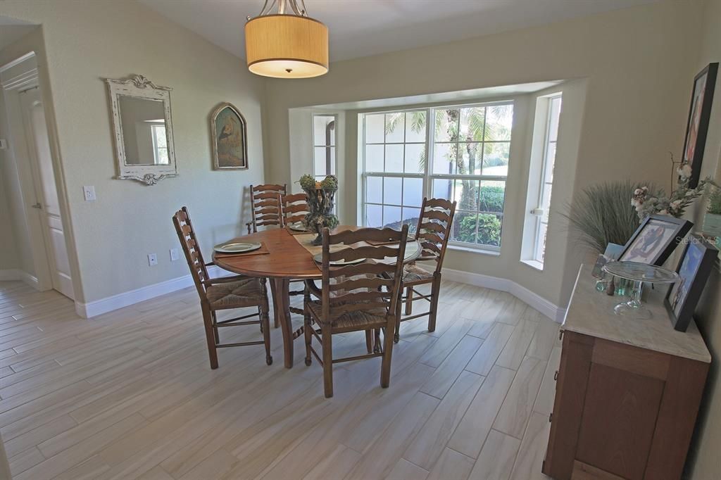 For Sale: $799,900 (3 beds, 2 baths, 2148 Square Feet)