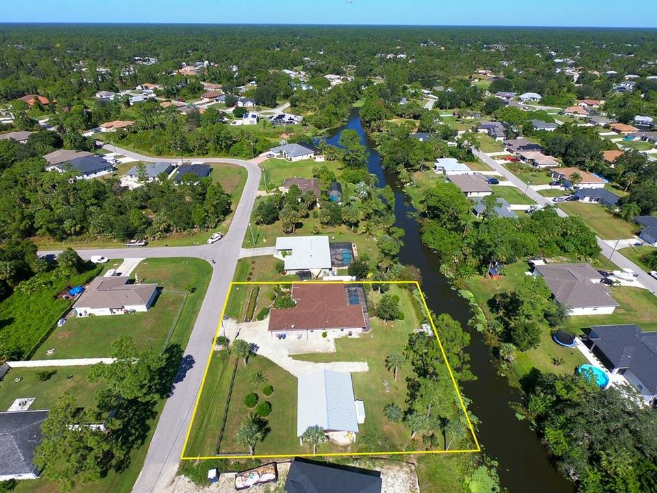 For Sale: $799,900 (3 beds, 2 baths, 2148 Square Feet)
