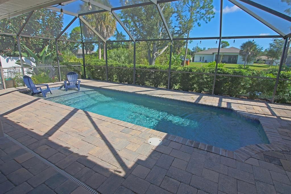 For Sale: $799,900 (3 beds, 2 baths, 2148 Square Feet)