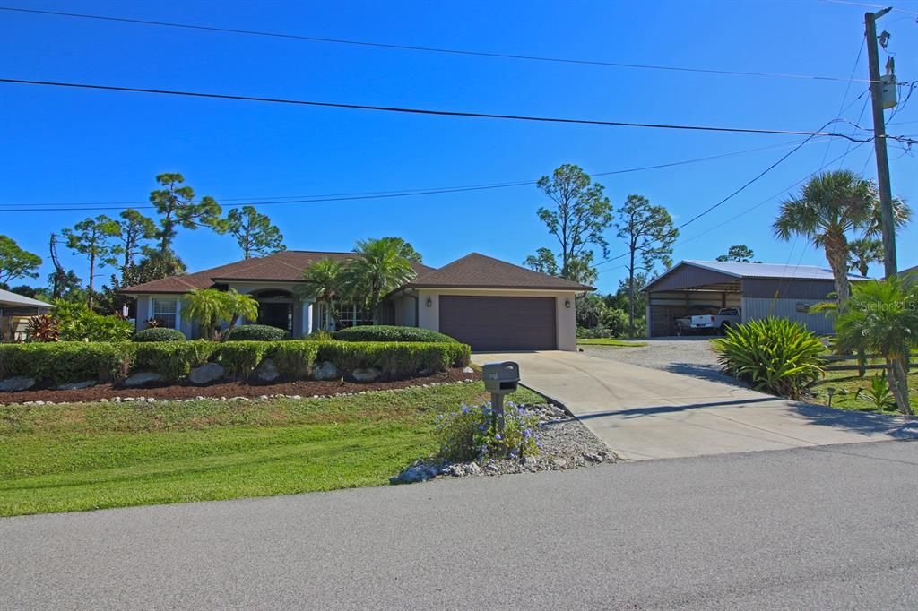 For Sale: $799,900 (3 beds, 2 baths, 2148 Square Feet)